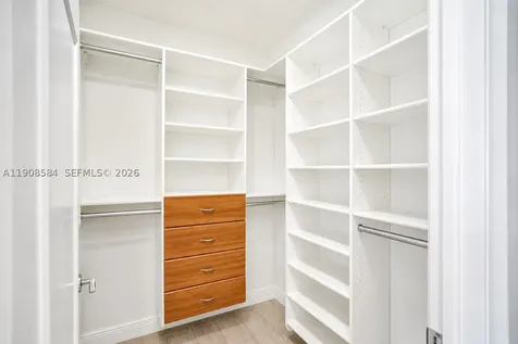 2000 Island Boulevard Aventura FL 33160
