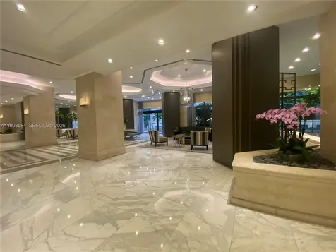 2000 Island Boulevard Aventura FL 33160