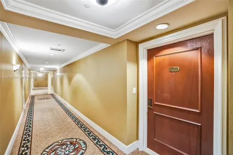 2000 Island Boulevard Aventura FL 33160