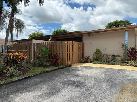 2050 SW 24th Circle Boynton Beach FL 33426