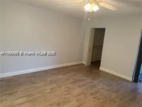 3571 Inverrary Drive Lauderhill FL 33319