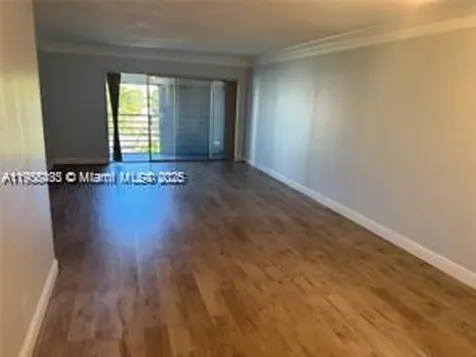 3571 Inverrary Drive Lauderhill FL 33319
