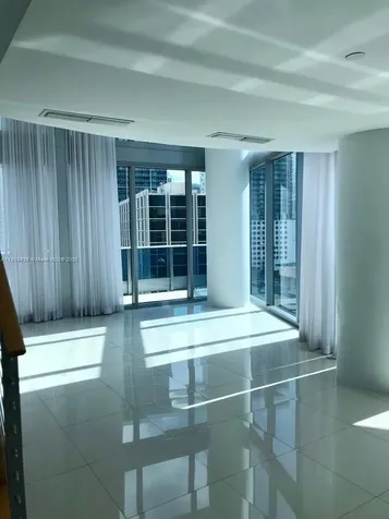 200 Biscayne Boulevard Way Miami FL 33131