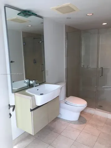 200 Biscayne Boulevard Way Miami FL 33131