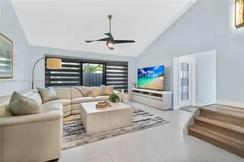 1524 Gabriel Street Hollywood FL 33020