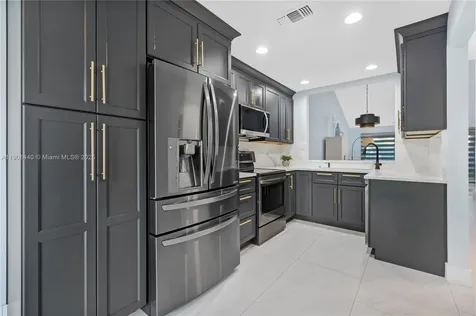 1524 Gabriel Street Hollywood FL 33020