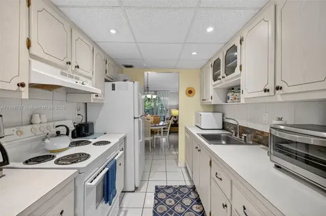 2901 NW 48th Avenue Lauderdale Lakes FL 33313