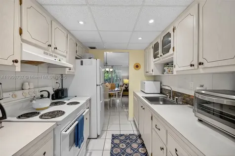 2901 NW 48th Avenue Lauderdale Lakes FL 33313