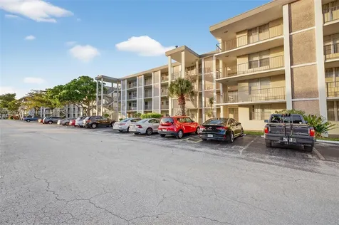2901 NW 48th Avenue Lauderdale Lakes FL 33313