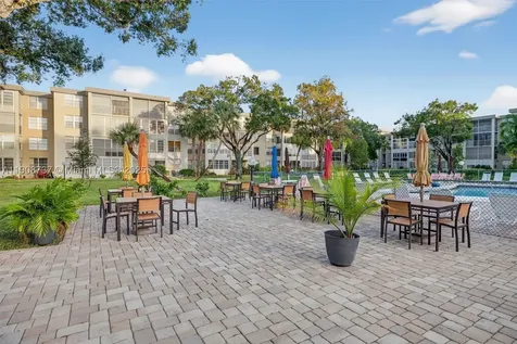 2901 NW 48th Avenue Lauderdale Lakes FL 33313