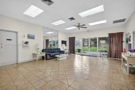 2901 NW 48th Avenue Lauderdale Lakes FL 33313