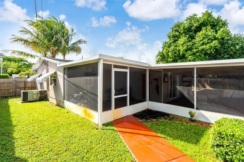 3061 SW 47th Street Fort Lauderdale FL 33312