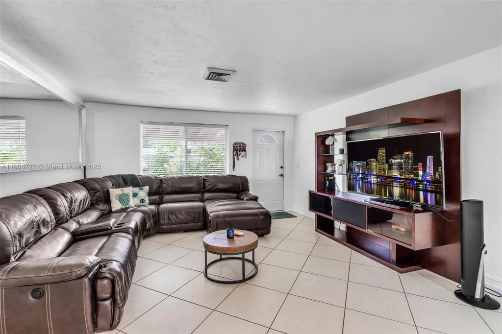 3061 SW 47th Street Fort Lauderdale FL 33312