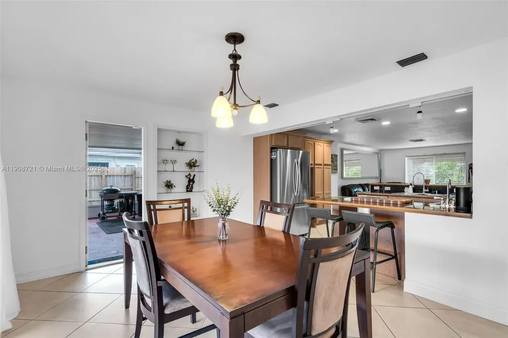 3061 SW 47th Street Fort Lauderdale FL 33312