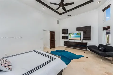 1051 NE 89th Street Miami FL 33138