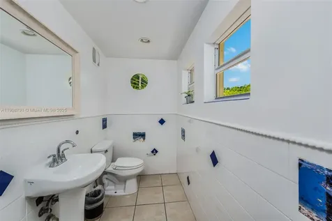 1051 NE 89th Street Miami FL 33138