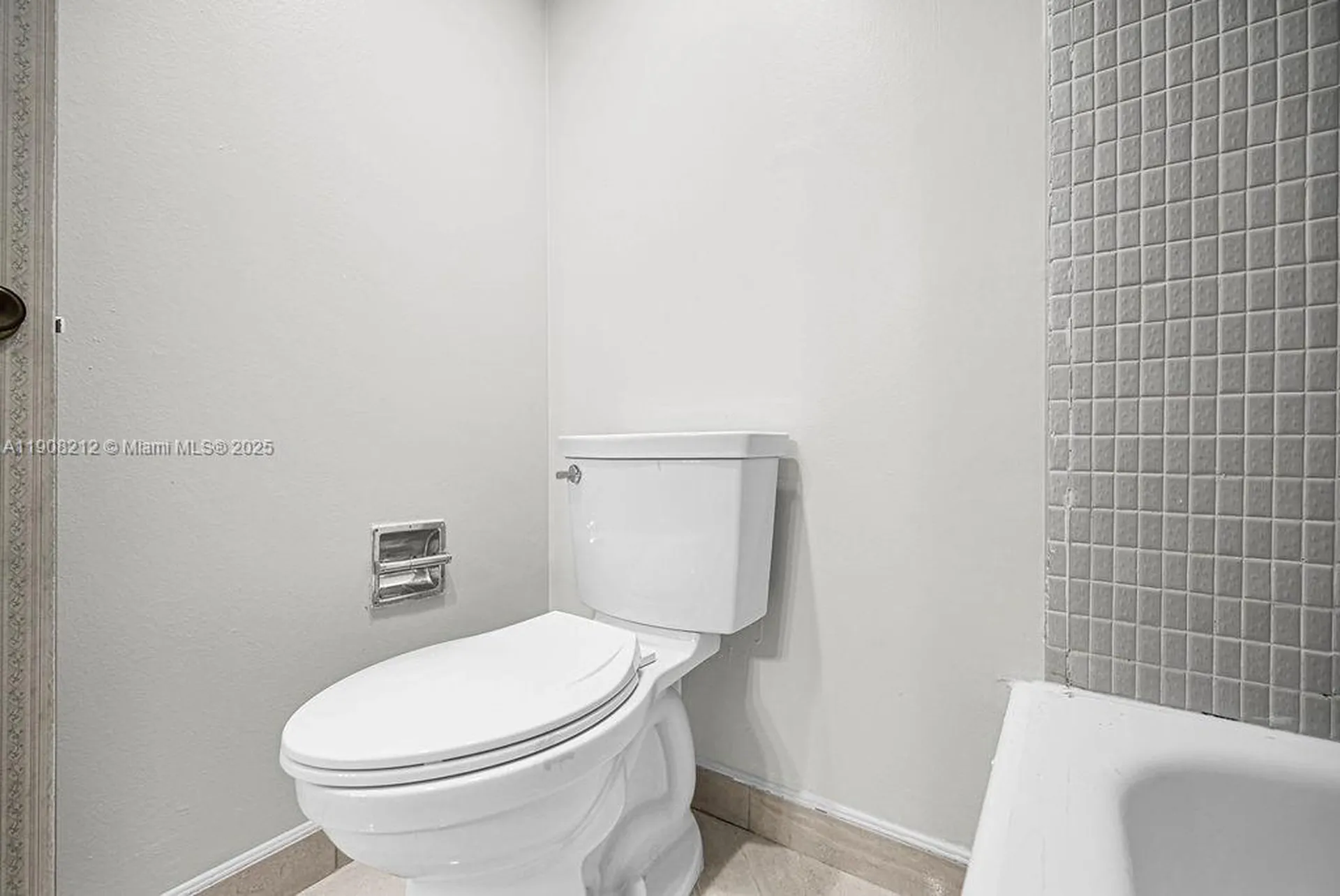 4020 N Hills Drive Hollywood FL 33021