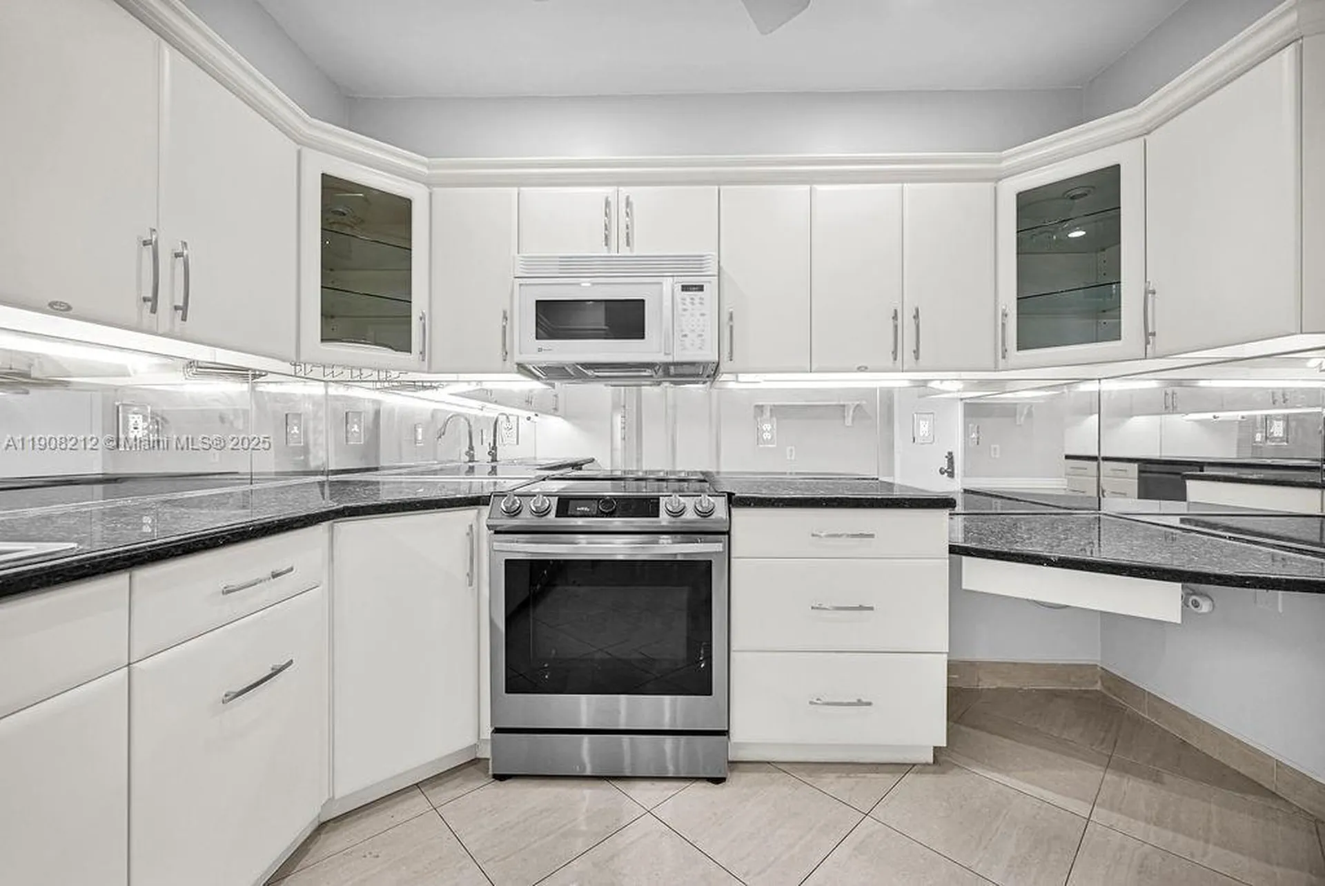 4020 N Hills Drive Hollywood FL 33021