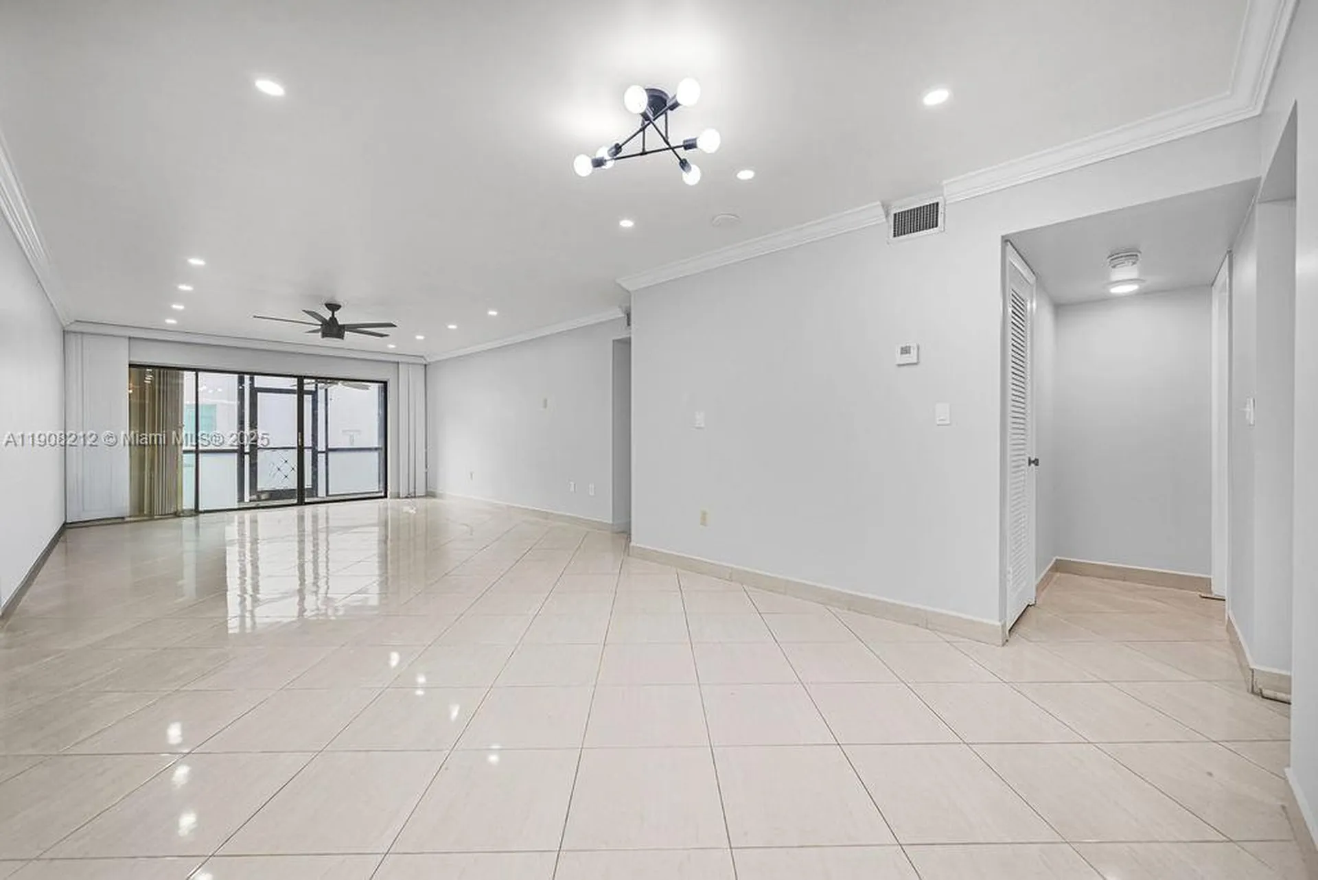 4020 N Hills Drive Hollywood FL 33021