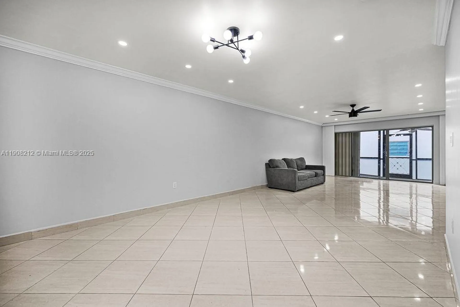 4020 N Hills Drive Hollywood FL 33021