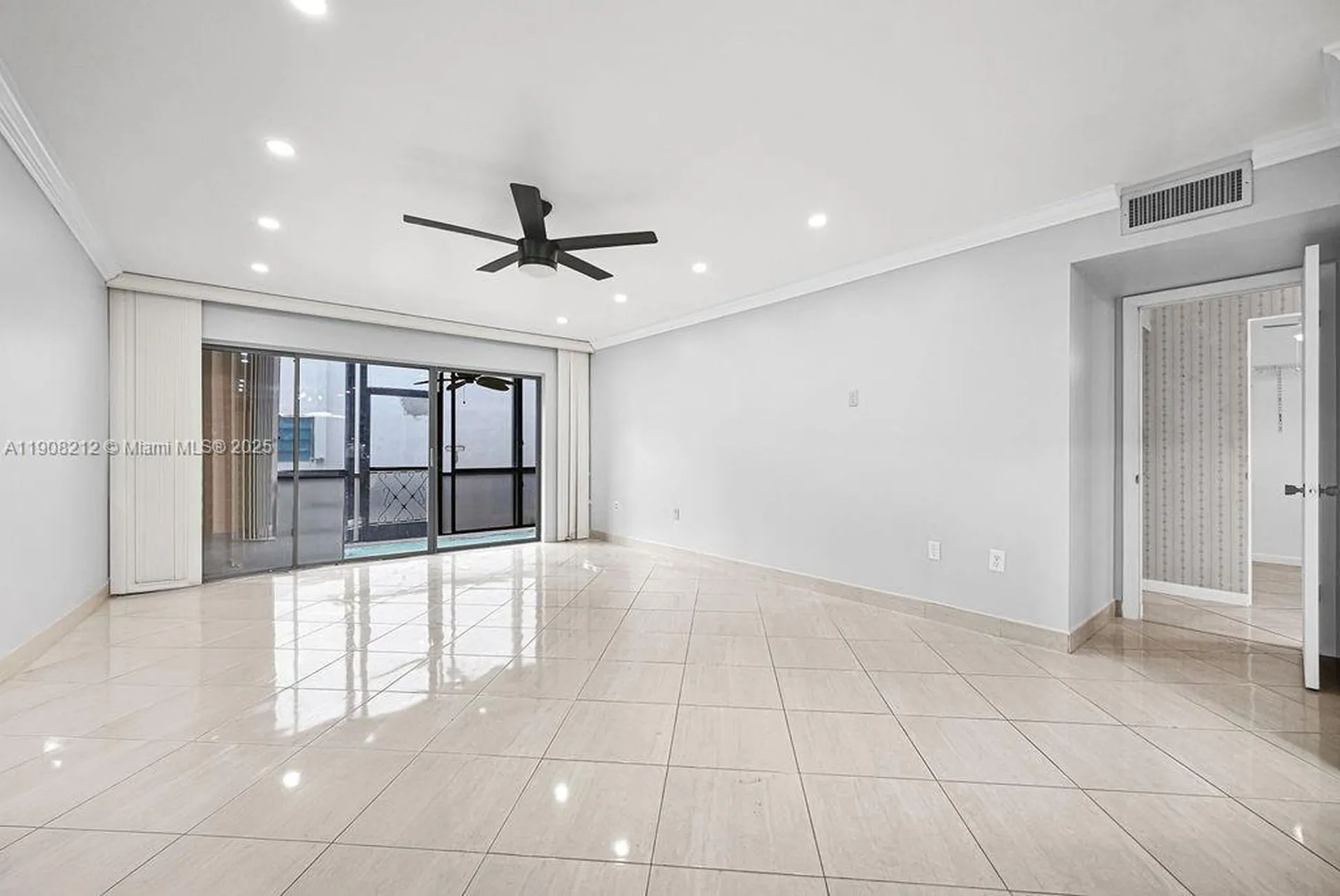 4020 N Hills Drive Hollywood FL 33021