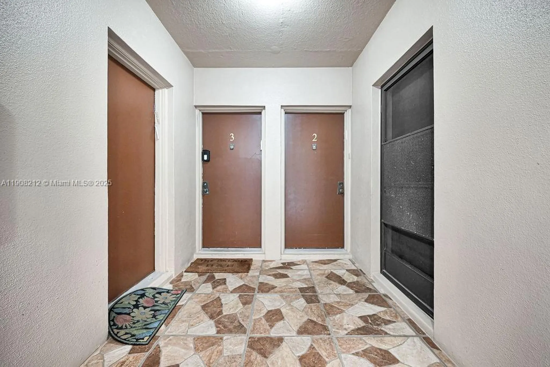 4020 N Hills Drive Hollywood FL 33021