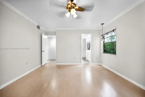 4020 N Hills Drive Hollywood FL 33021