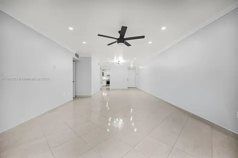 4020 N Hills Drive Hollywood FL 33021