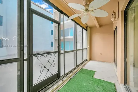 4020 N Hills Drive Hollywood FL 33021