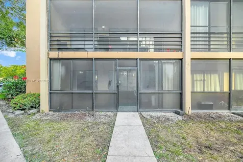 4020 N Hills Drive Hollywood FL 33021