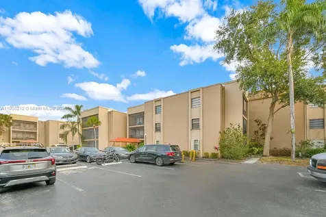 4020 N Hills Drive Hollywood FL 33021