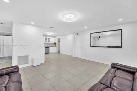 1821 SW 98th Terrace Miramar FL 33025