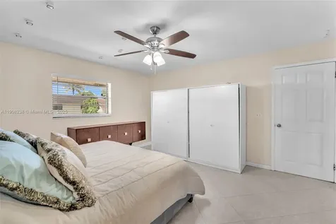 1821 SW 98th Terrace Miramar FL 33025
