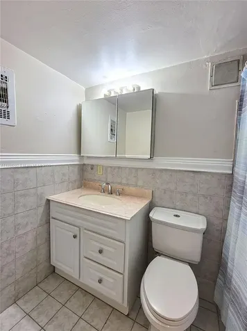 441 Collins Avenue Miami Beach FL 33139