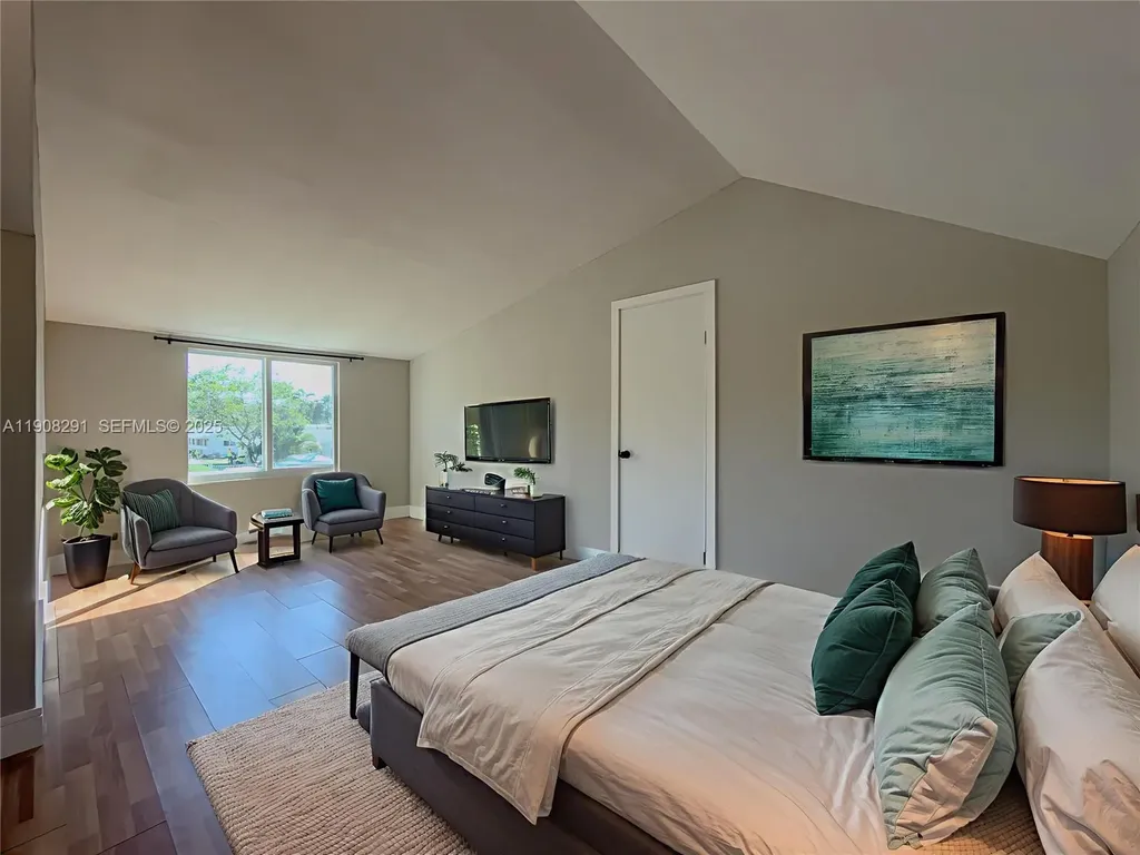 1813 SW 10th Street Fort Lauderdale FL 33312