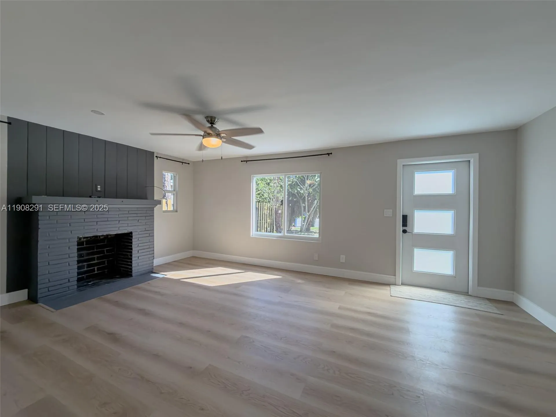 1813 SW 10th Street Fort Lauderdale FL 33312