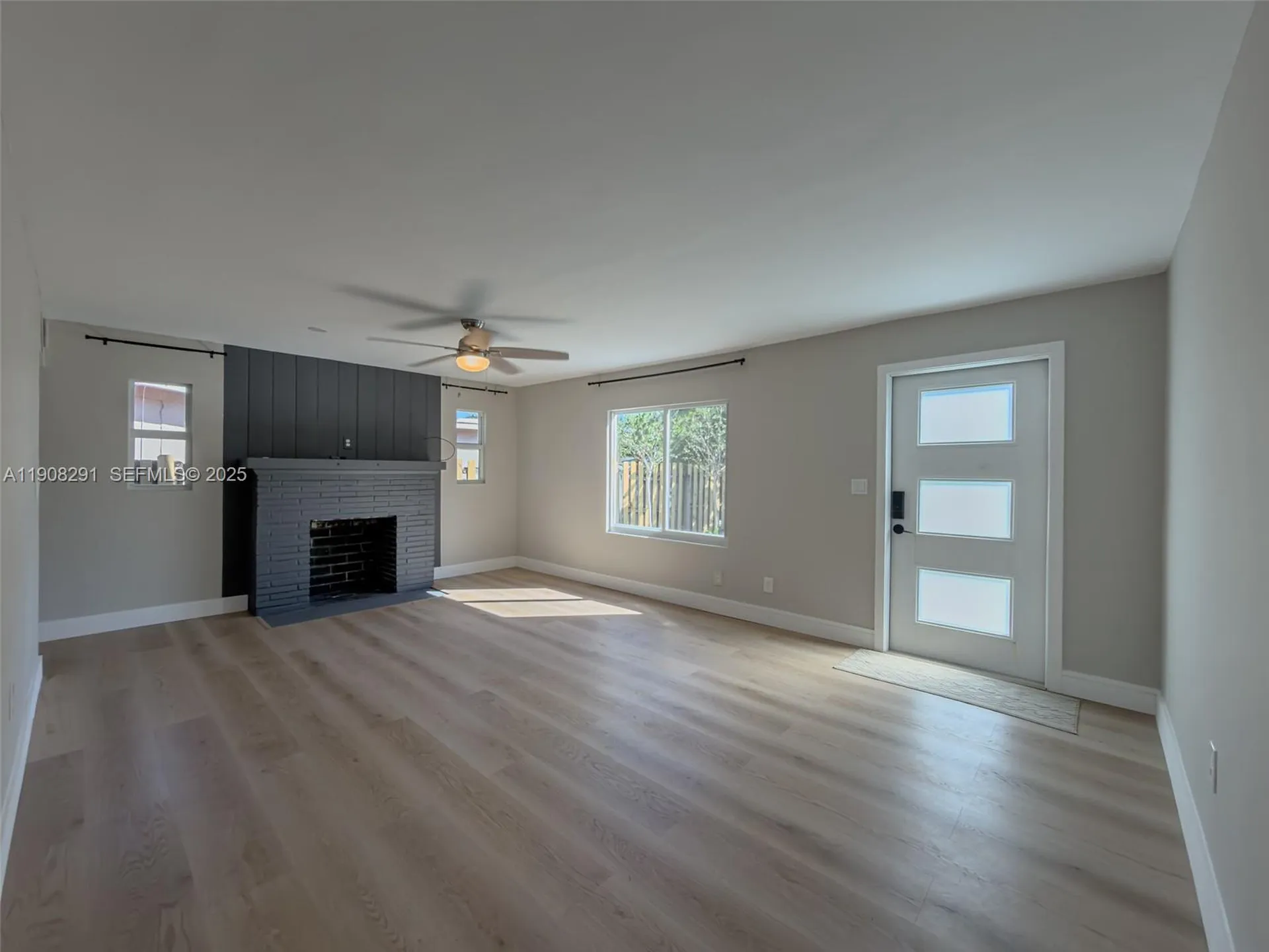 1813 SW 10th Street Fort Lauderdale FL 33312