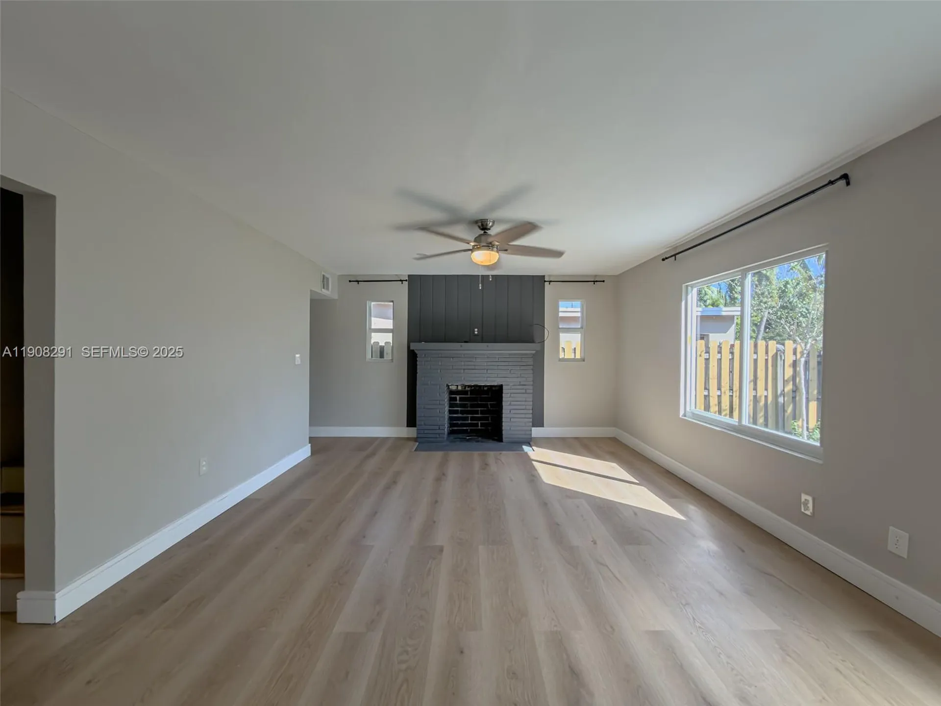 1813 SW 10th Street Fort Lauderdale FL 33312