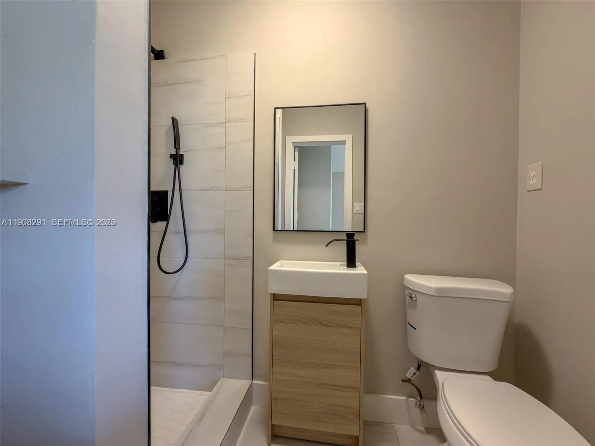 1813 SW 10th Street Fort Lauderdale FL 33312