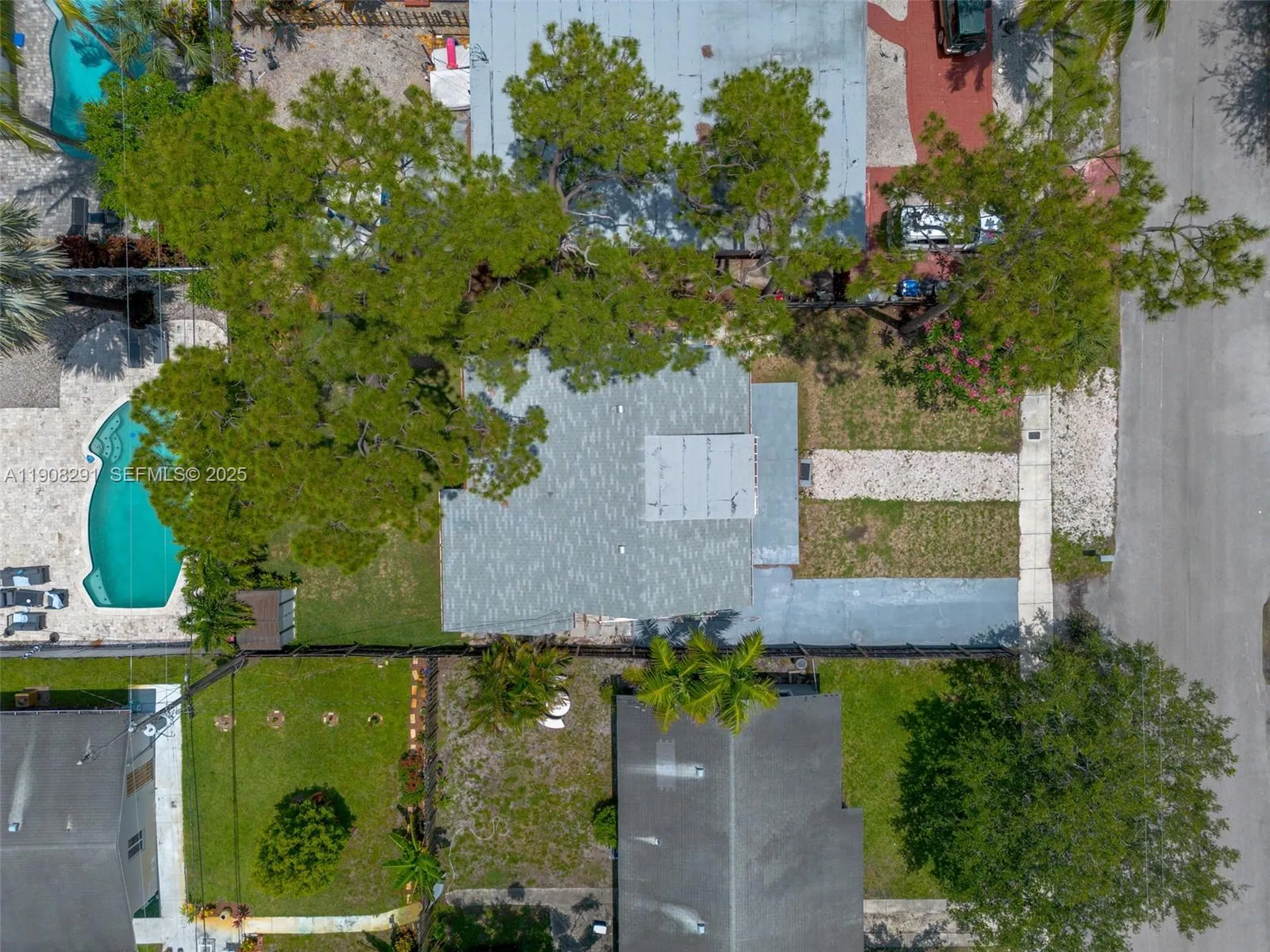 1813 SW 10th Street Fort Lauderdale FL 33312