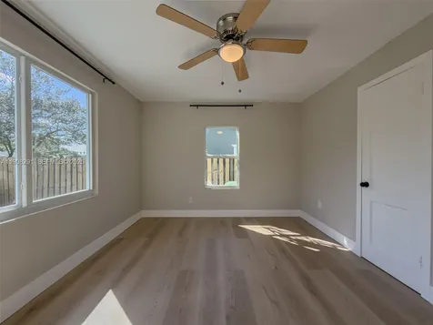 1813 SW 10th Street Fort Lauderdale FL 33312