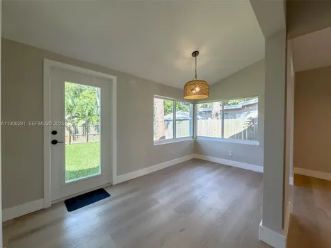 1813 SW 10th Street Fort Lauderdale FL 33312