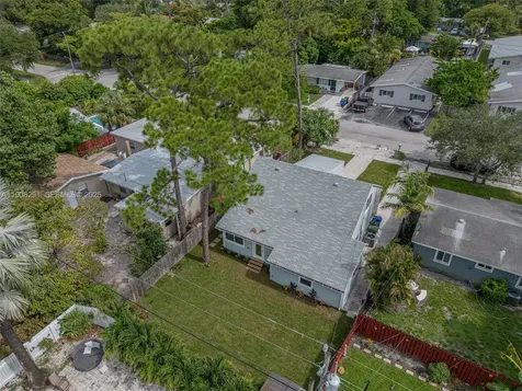 1813 SW 10th Street Fort Lauderdale FL 33312