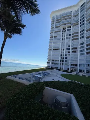 5200 N Ocean Drive Singer Island FL 33404