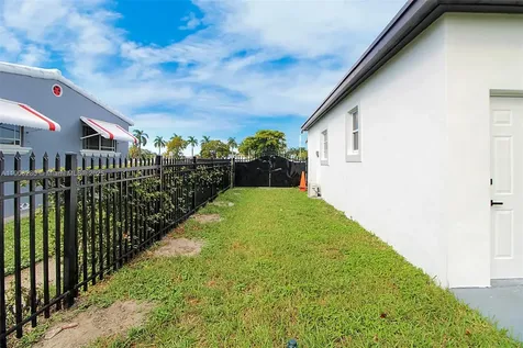 1130 NW 91st Street Miami FL 33150