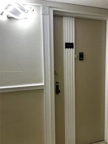 16909 N Bay Road Sunny Isles Beach FL 33160