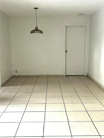 16909 N Bay Road Sunny Isles Beach FL 33160