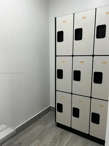 16909 N Bay Road Sunny Isles Beach FL 33160