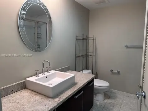 185 SW 7th Street Miami FL 33130