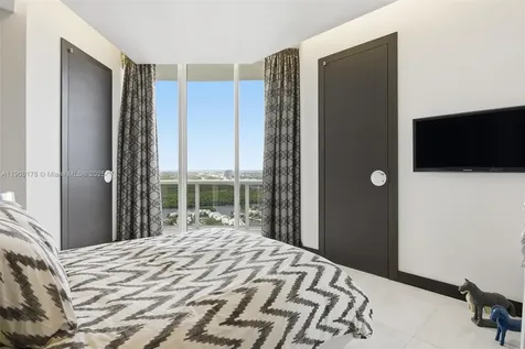 16001 Collins Avenue Sunny Isles Beach FL 33160